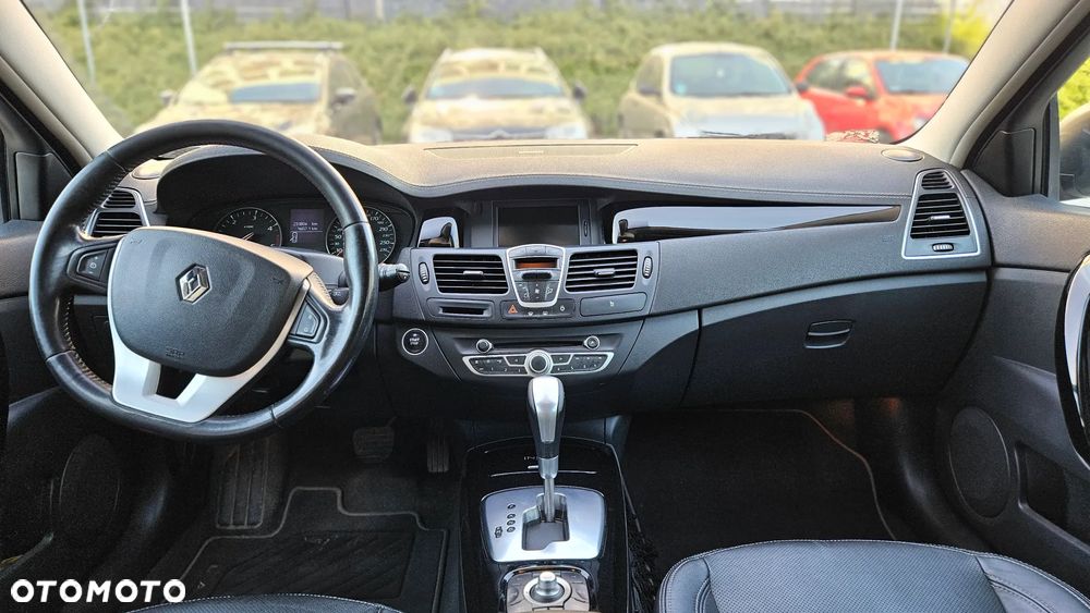 Renault Laguna dCi 175 FAP Initiale - 37