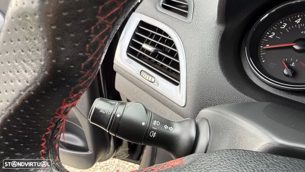 Renault Mégane Sport Tourer 1.5 dCi GT Line SS - 24