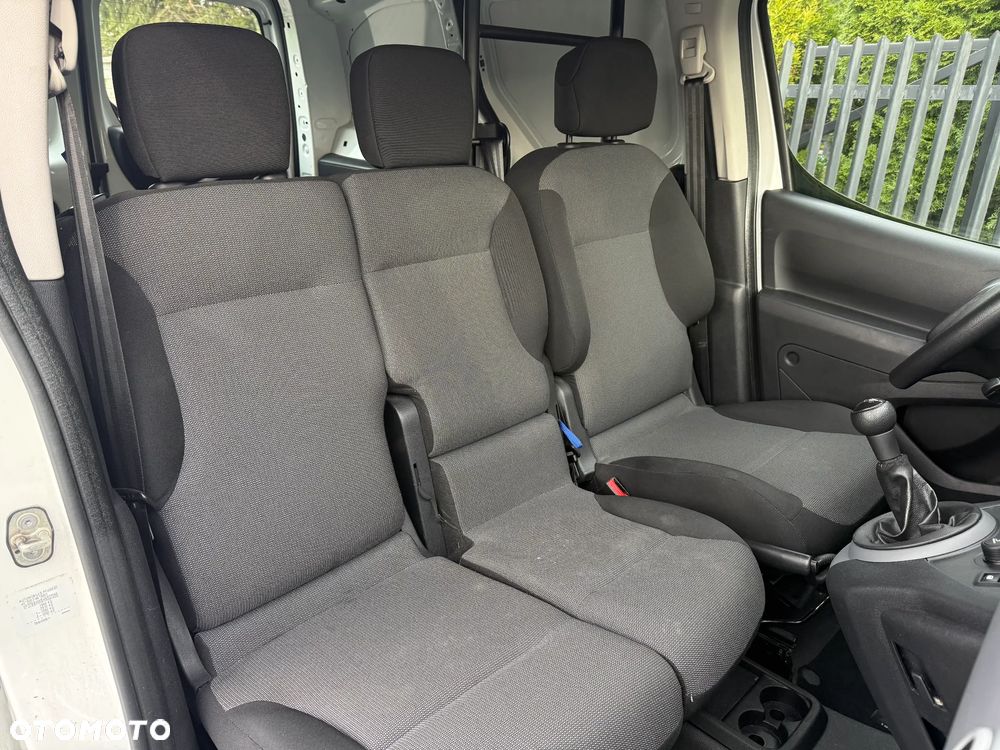 Peugeot PARTNER - 18