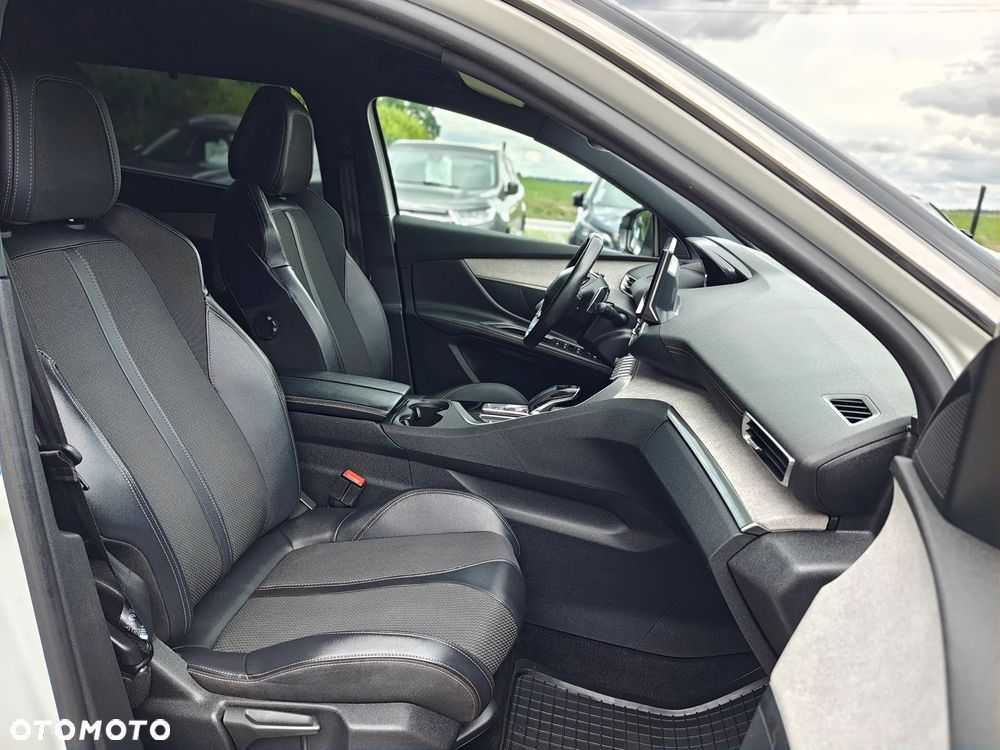 Peugeot 5008 PureTech 180 EAT8 Stop & Start GT - 19
