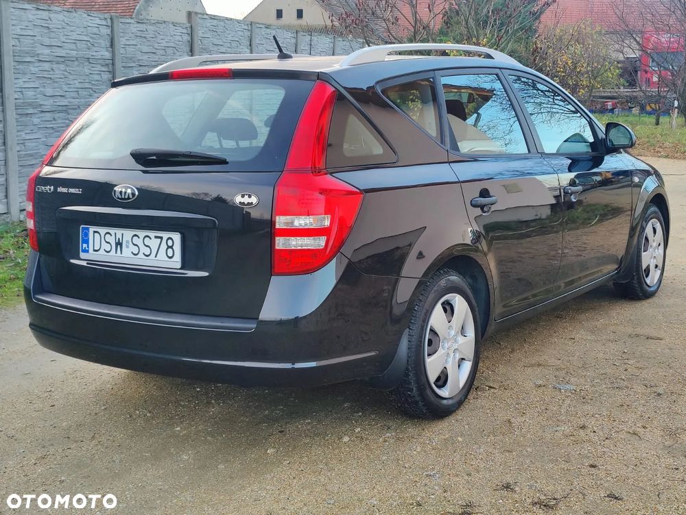 Kia Ceed 1.4 CVVT Attract - 10