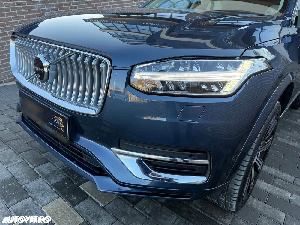 Volvo XC 90 T8 AWD Recharge Geartronic Inscription Edition - 4