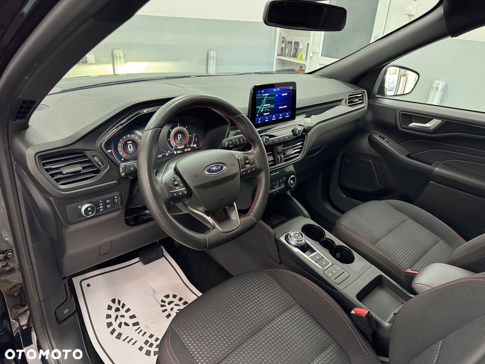 Ford Kuga 1.5 EcoBlue ST-LINE - 11