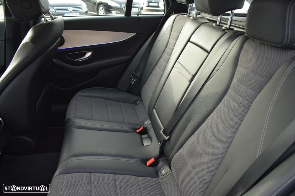 Mercedes-Benz E 300 de Avantgarde - 45