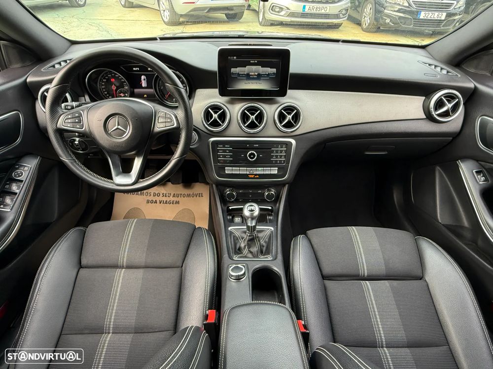 Mercedes-Benz CLA 180 d Shooting Brake Urban - 23