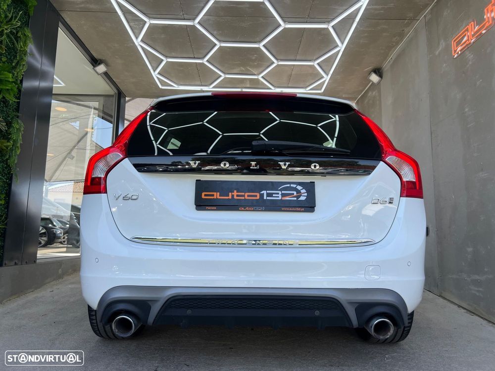 Volvo V60 2.4 D6 R-Design Sum.AWD Phev - 5