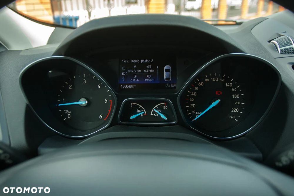 Ford Kuga 2.0 TDCi 2x4 Titanium - 20