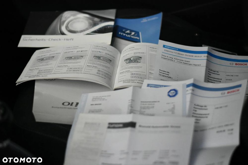 Hyundai i10 1.0 Fifa World Cup Edition - 13