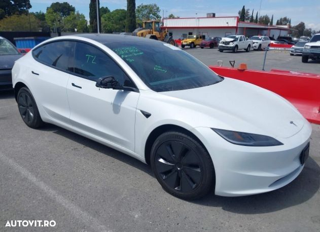 Tesla Model 3 Standard - 2