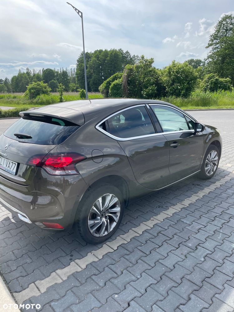 Citroën DS4 1.6 e-HDi SoChic MCP - 5