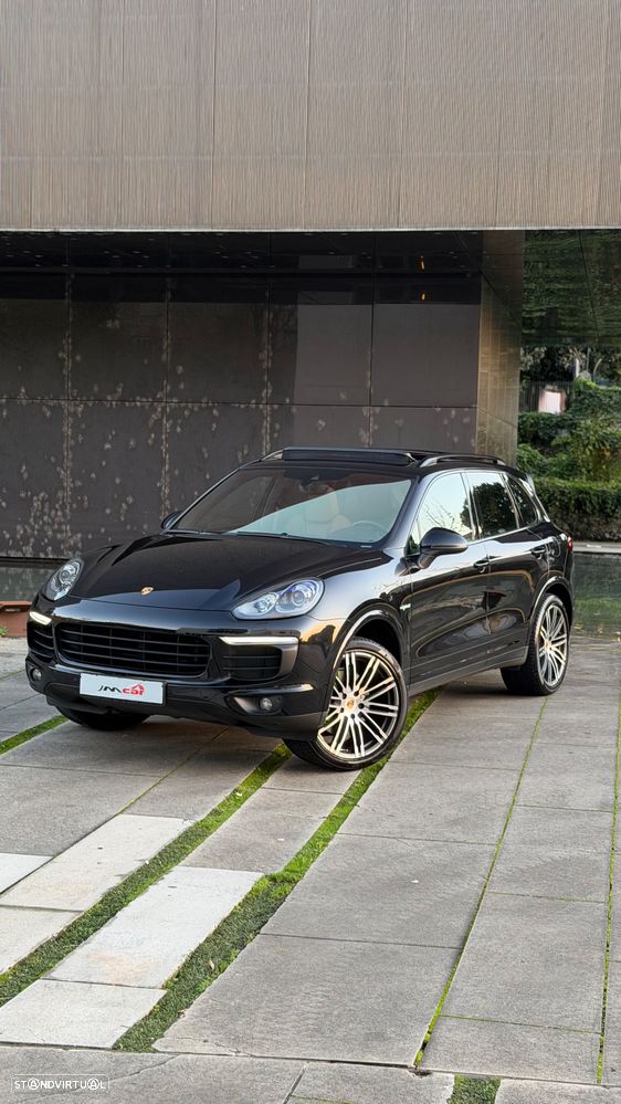 Porsche Cayenne S Hybrid Tiptronic S - 52
