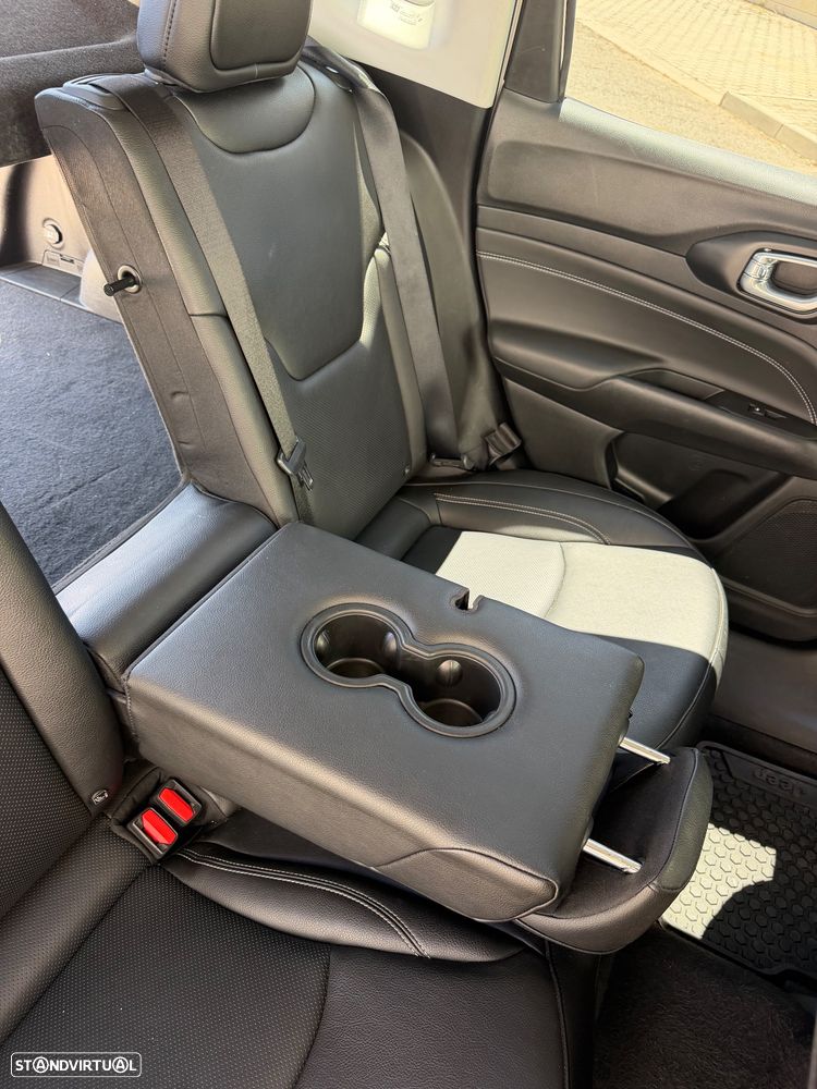 Jeep Compass - 13