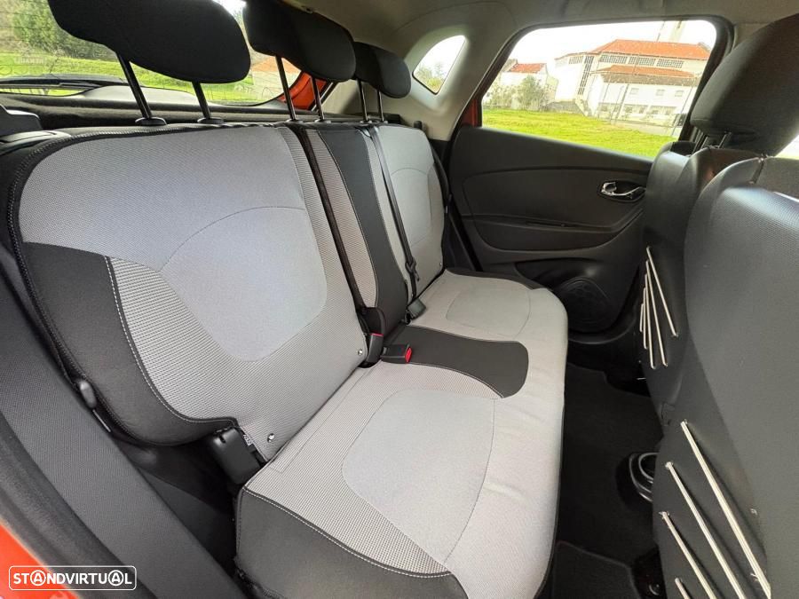 Renault Captur 1.5 dCi Exclusive - 21