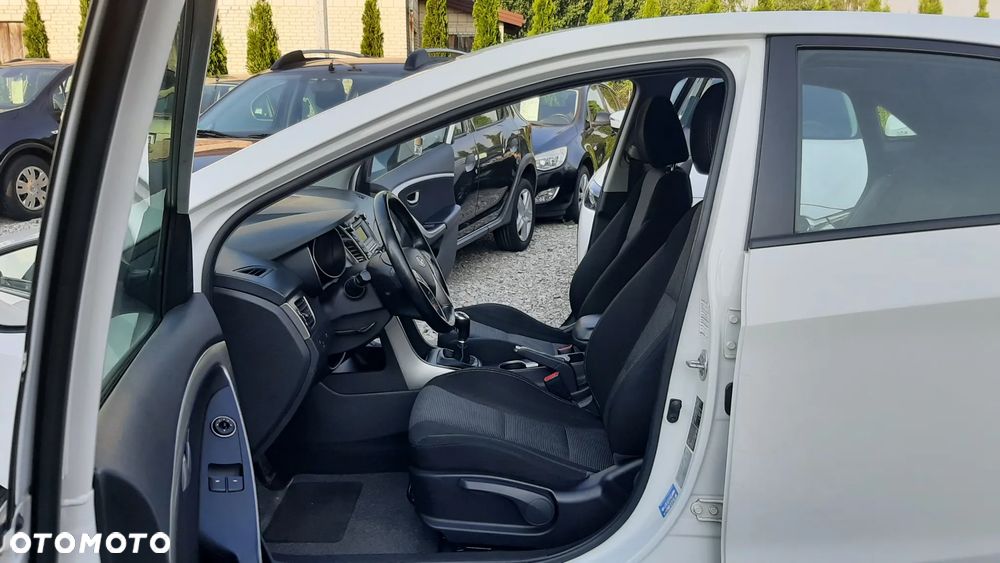 Hyundai i30 1.4 CRDi Trend - 7