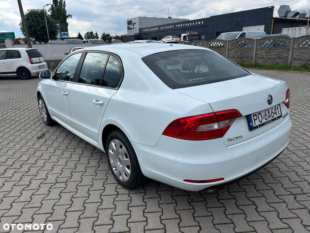 Skoda Superb 2.0 TDI Elegance - 4