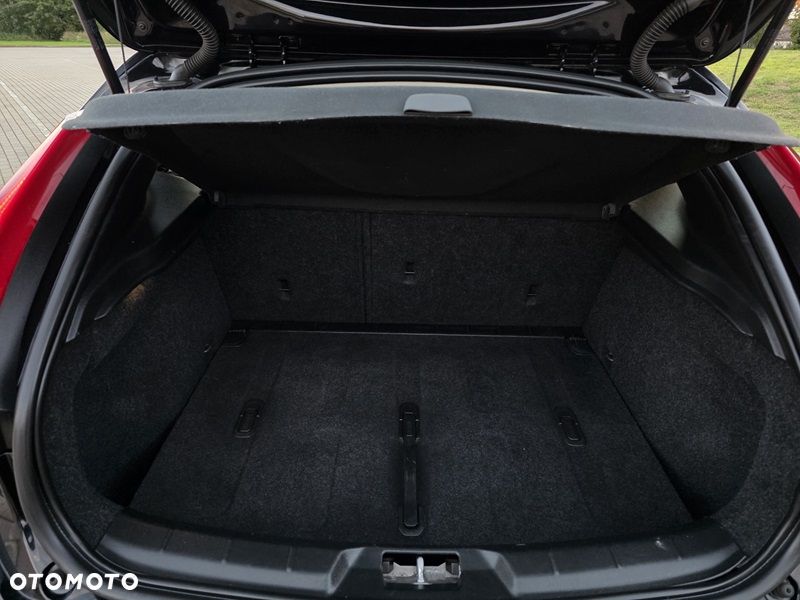 Volvo V40 D2 Drive-E Base - 11