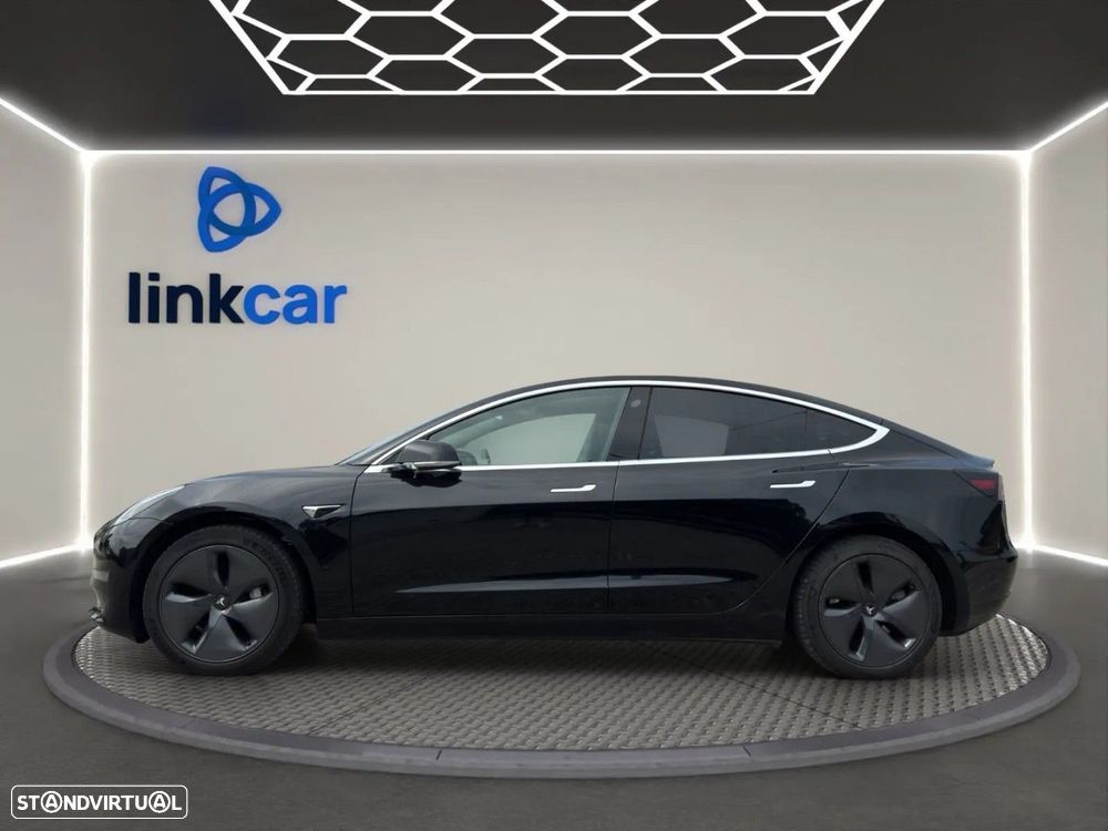 Tesla Model 3 - 5