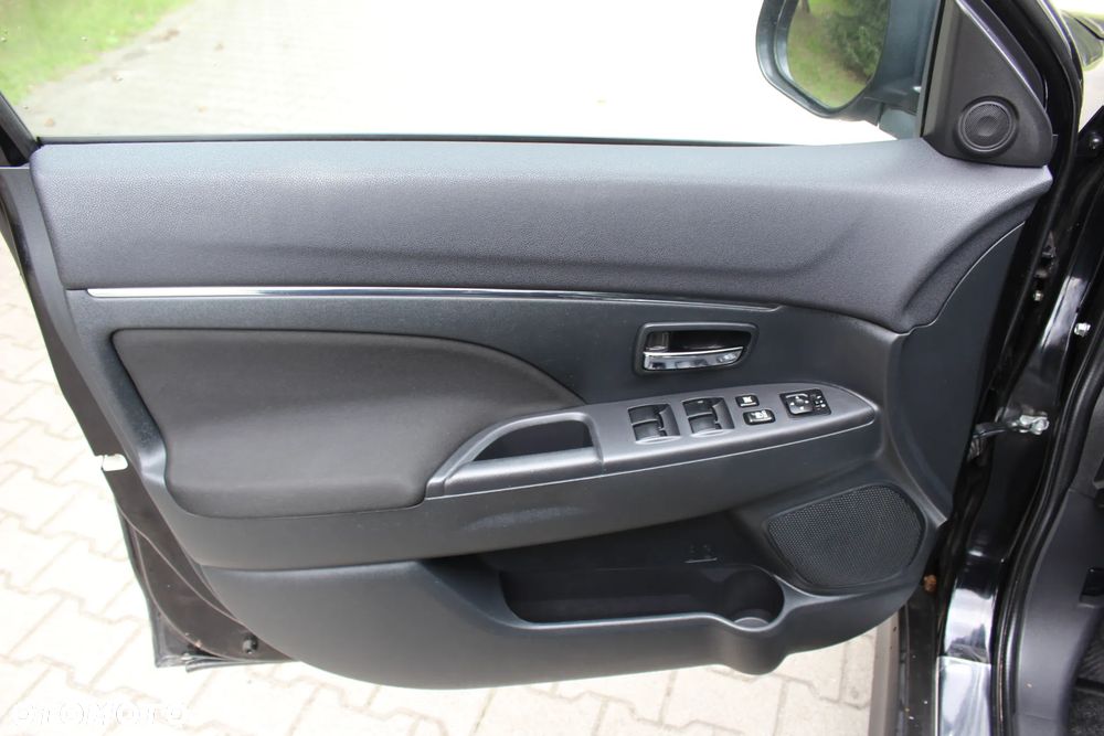 Mitsubishi ASX 1.6 2WD Plus - 15