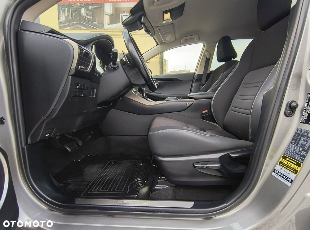 Lexus NX 2020