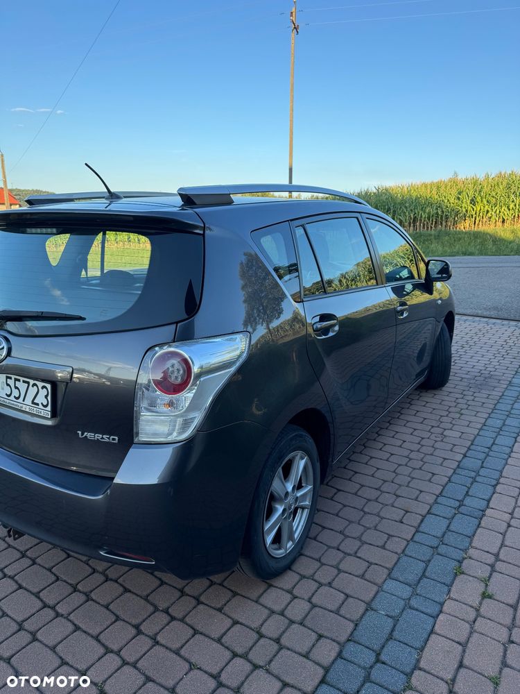 Toyota Verso 2.0 D-4D 2010 7os - 13