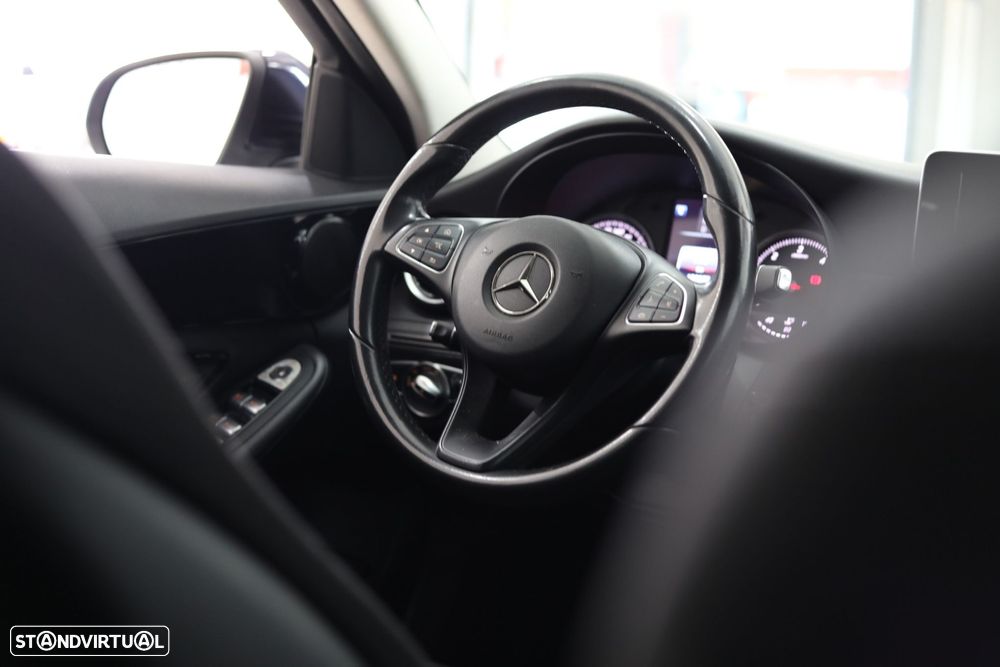 Mercedes-Benz C 200 d Avantgarde Aut. - 31