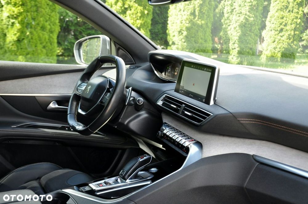 Peugeot 5008 - 18