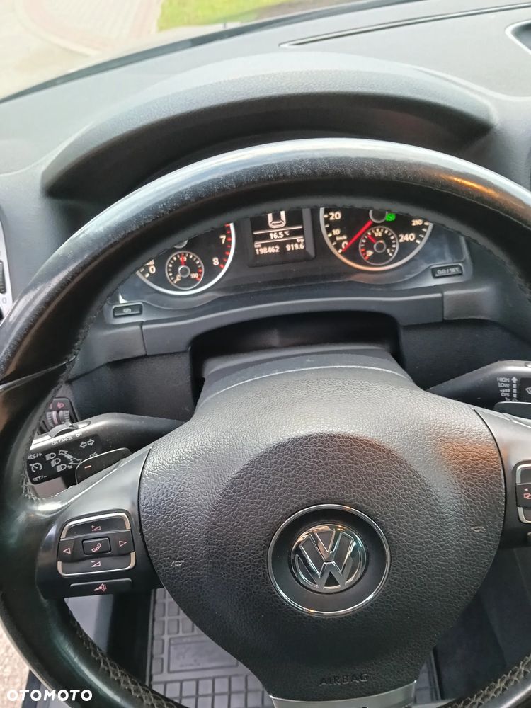 Volkswagen Tiguan - 23