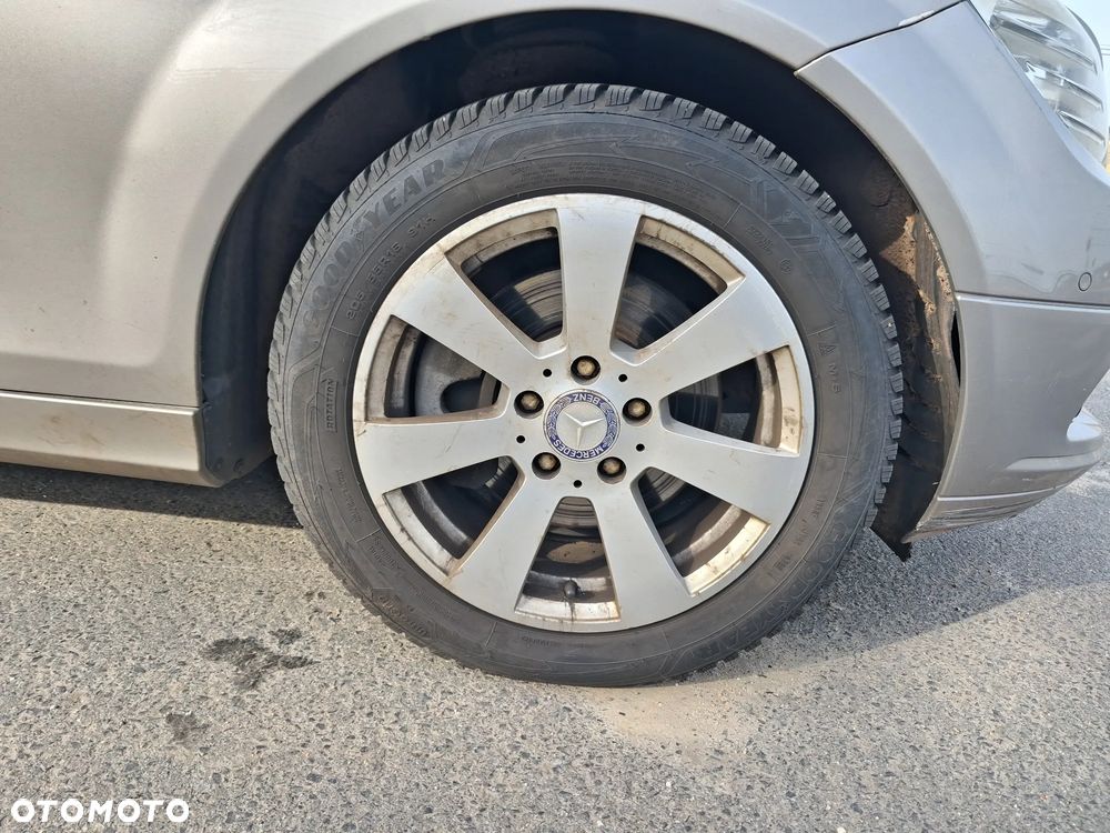 Mercedes-Benz Klasa C 220 CDI DPF Automatik Avantgarde - 12