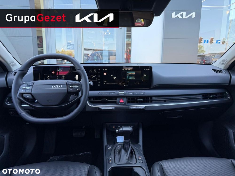 Kia K4 - 16