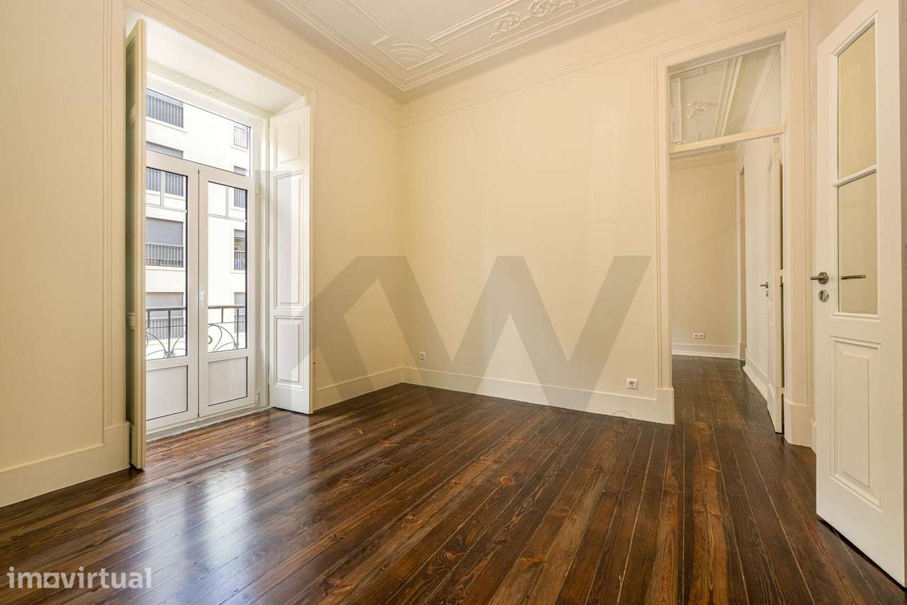 **Apartamento T2+1 em Campo de Ourique - Elegância e Conforto em Lisbo - Grande imagem: 4/60