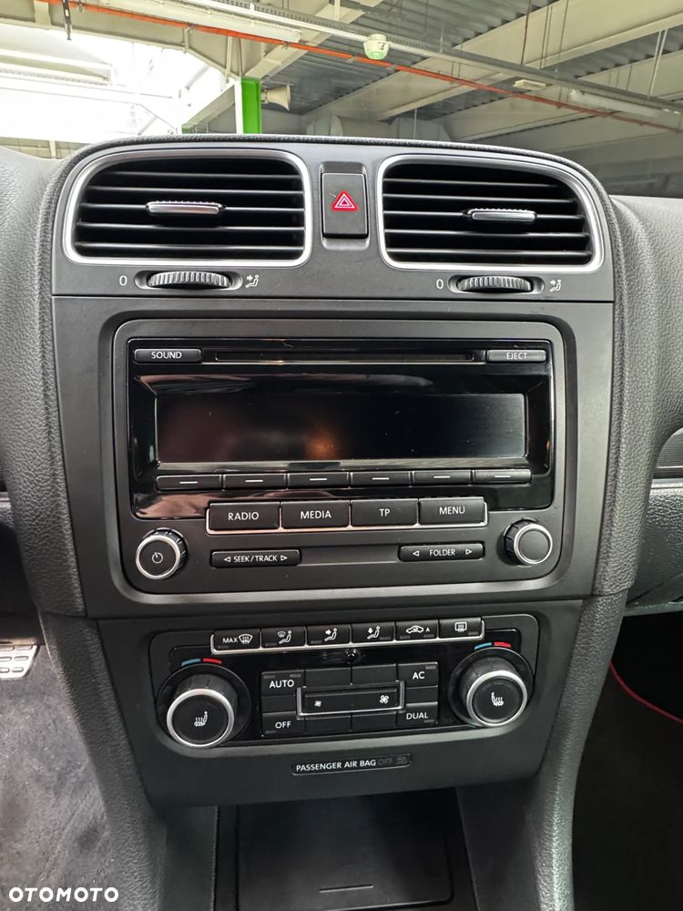 Volkswagen Golf VI 2.0 TSI GTI - 17