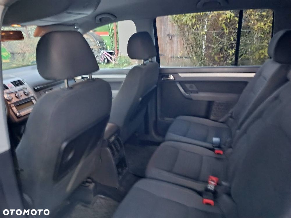 Volkswagen Touran 1.9 TDI - 6
