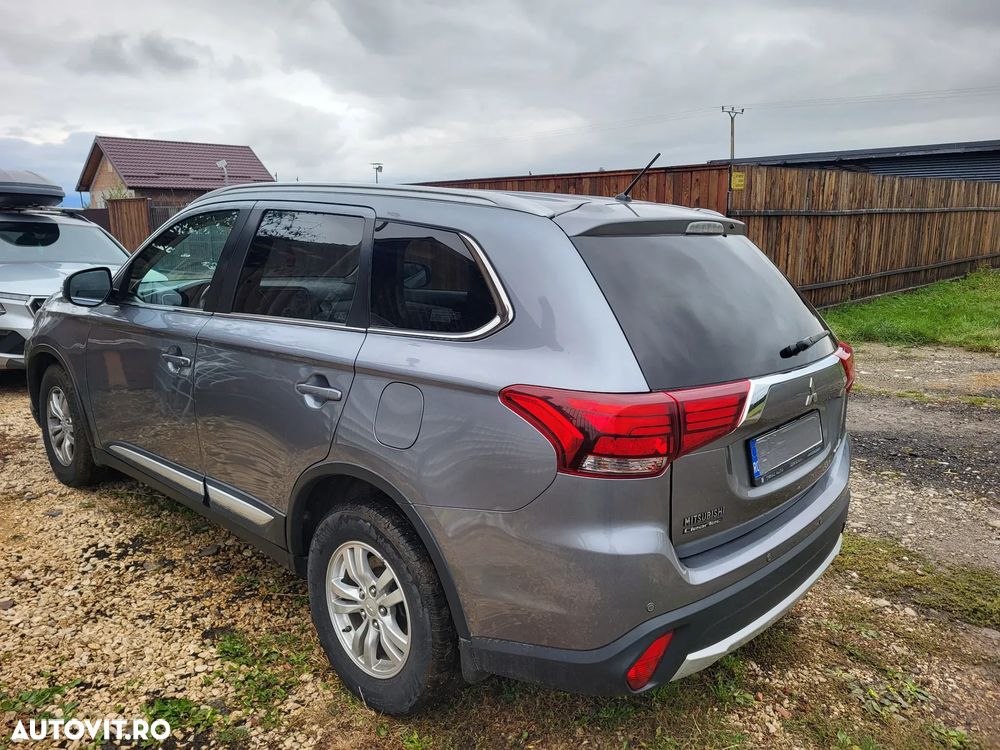 Mitsubishi Outlander 2.2 DI-D M/T AS&G Intense S95 - 2