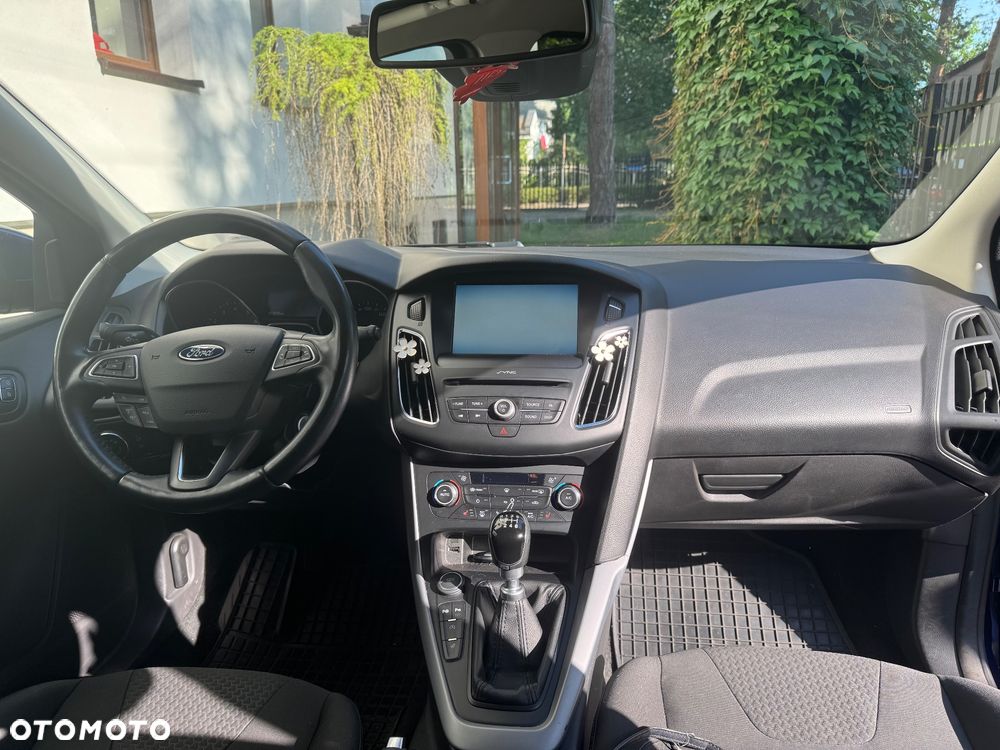 Ford Focus 1.0 EcoBoost Active Business - 6
