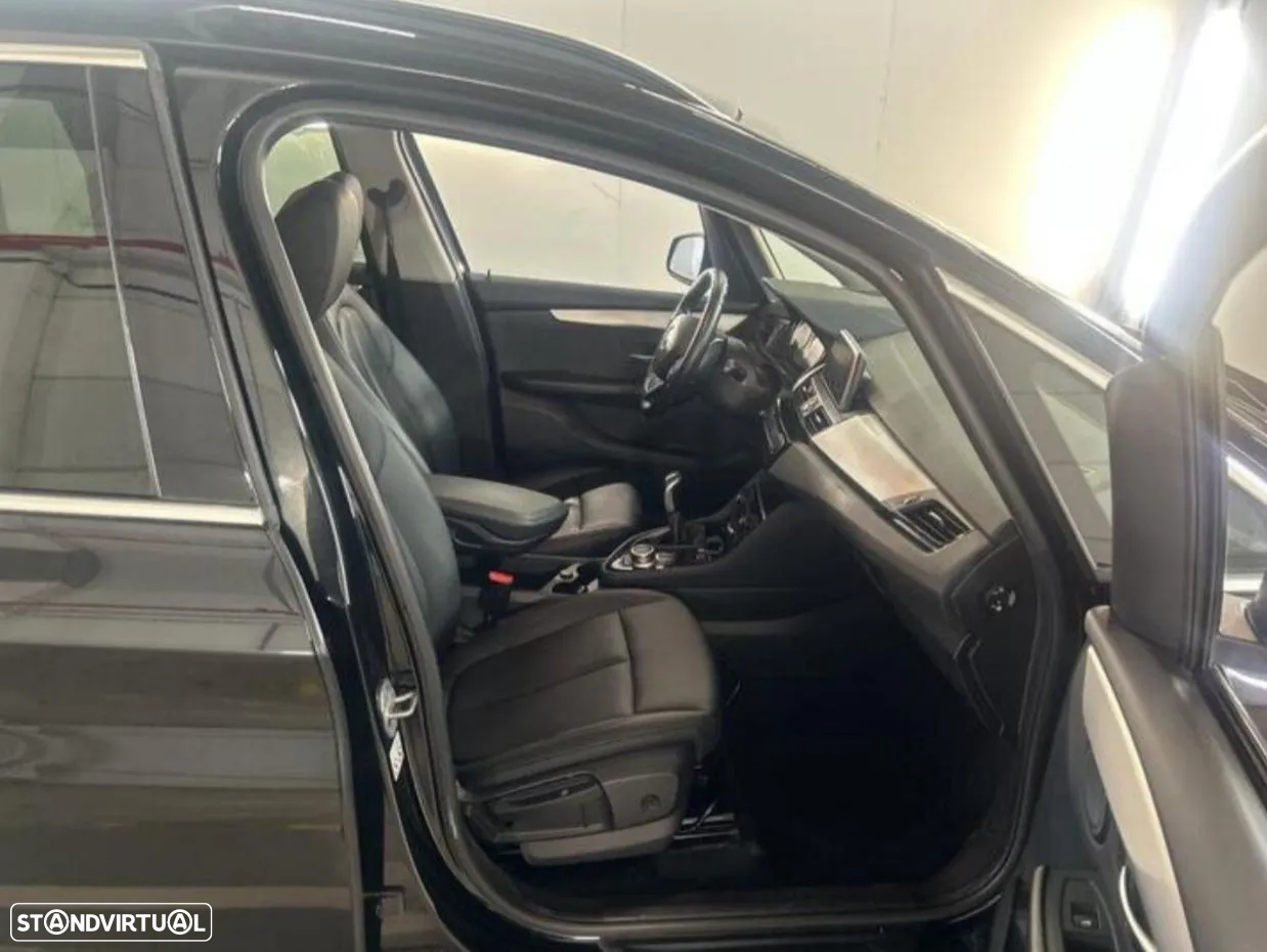BMW 216 Gran Tourer d Line Luxury - 7
