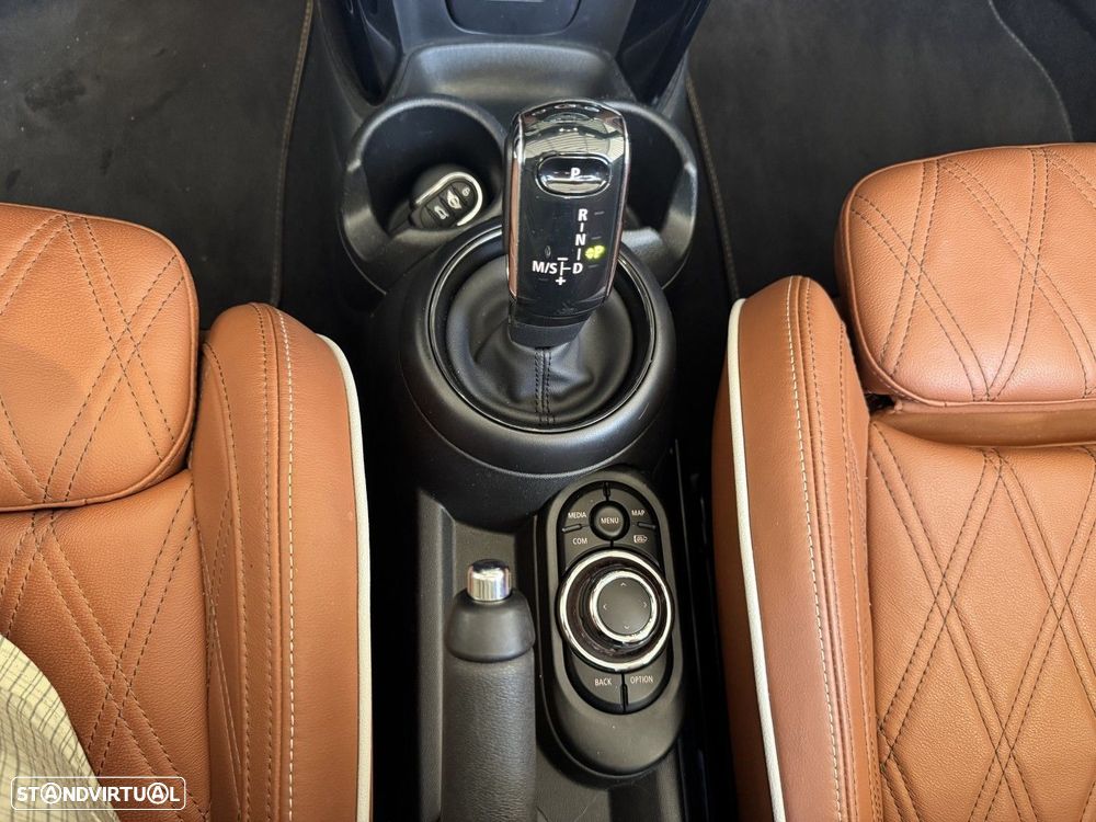 MINI Cabrio Cooper Sidewalk Special Edition Auto - 22