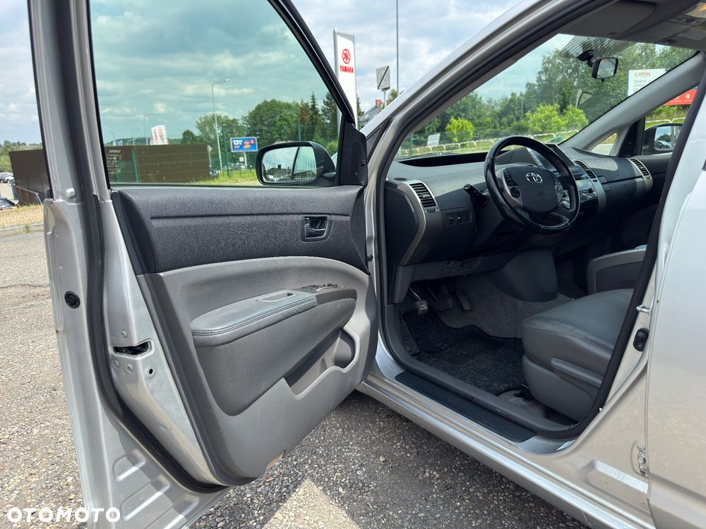 Toyota Prius 1.5 VVT-i Sol (nav) - 10