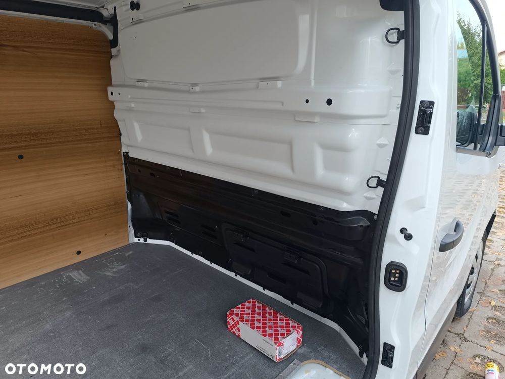 Renault TRAFIC L2H1 - 26