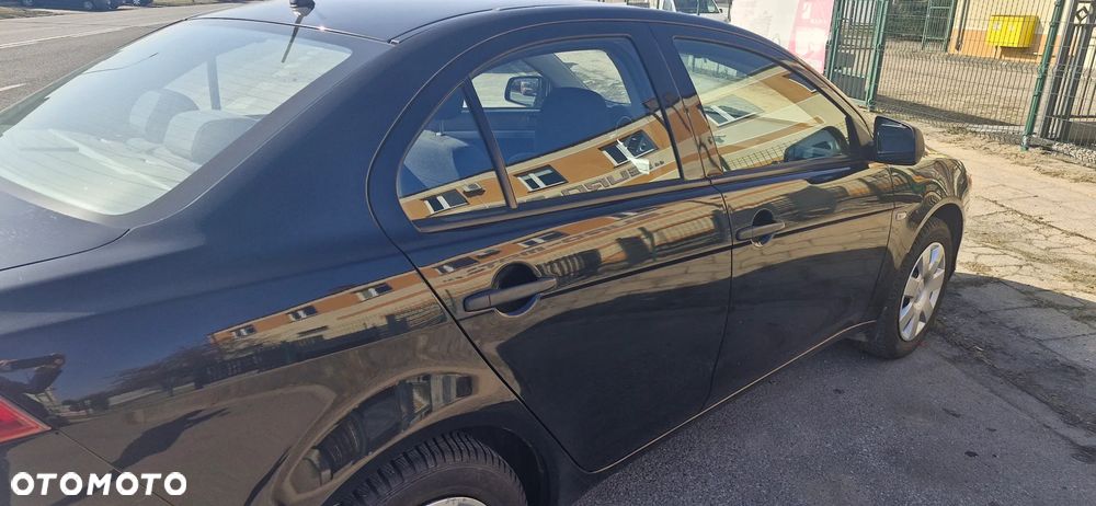 Mitsubishi Lancer - 4