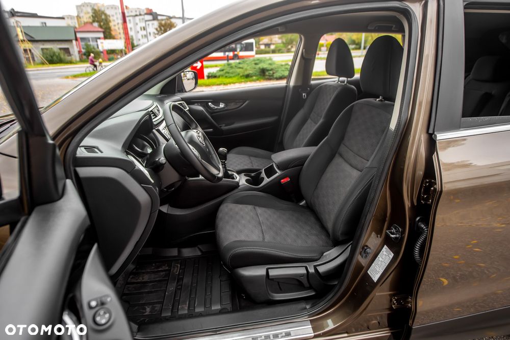 Nissan Qashqai 1.6 I-Way S/S - 24