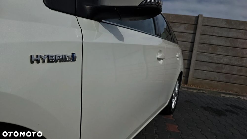 Toyota Auris 1.8 HSD Luna - 12