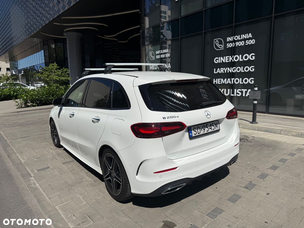 Mercedes-Benz Klasa B 200 d AMG Line 8G-DCT - 4