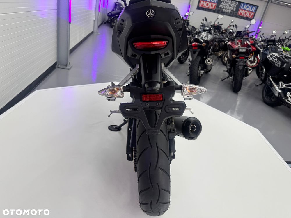 Yamaha MT - 32