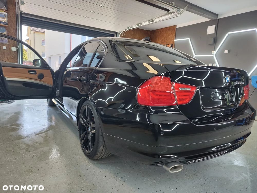 BMW Seria 3 320d - 4