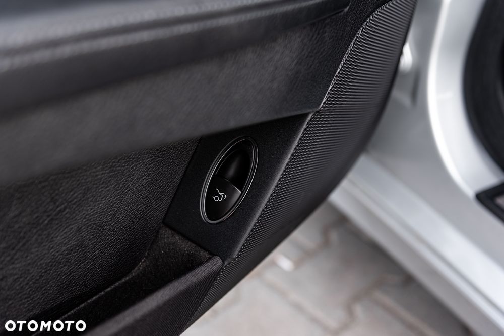 Mercedes-Benz Klasa E 220 CDI Automatik Avantgarde - 20