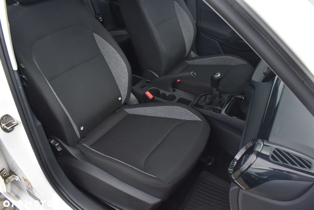 Skoda Fabia 1.0 Active - 19