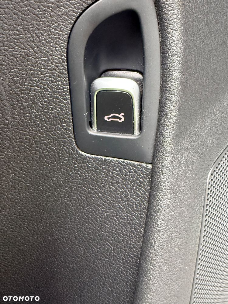Audi A4 Allroad 2.0 TDI Quattro S tronic - 17
