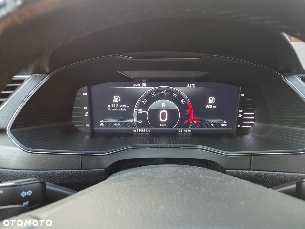 Skoda Superb 2.0 TSI Style DSG - 26