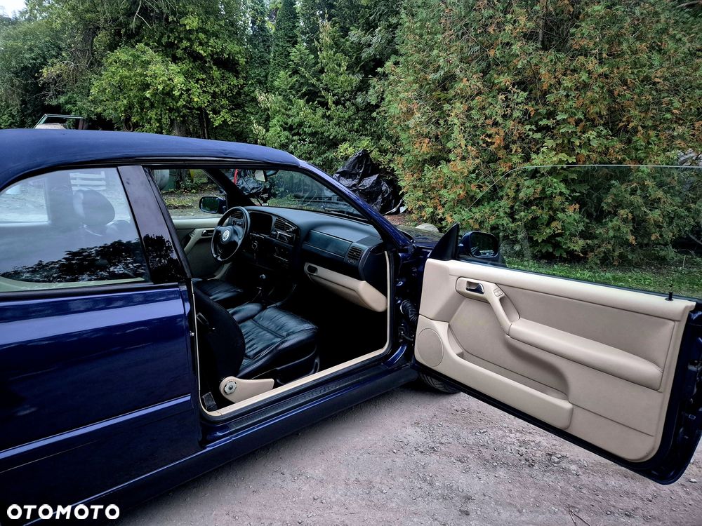 Volkswagen Golf Cabrio - 3