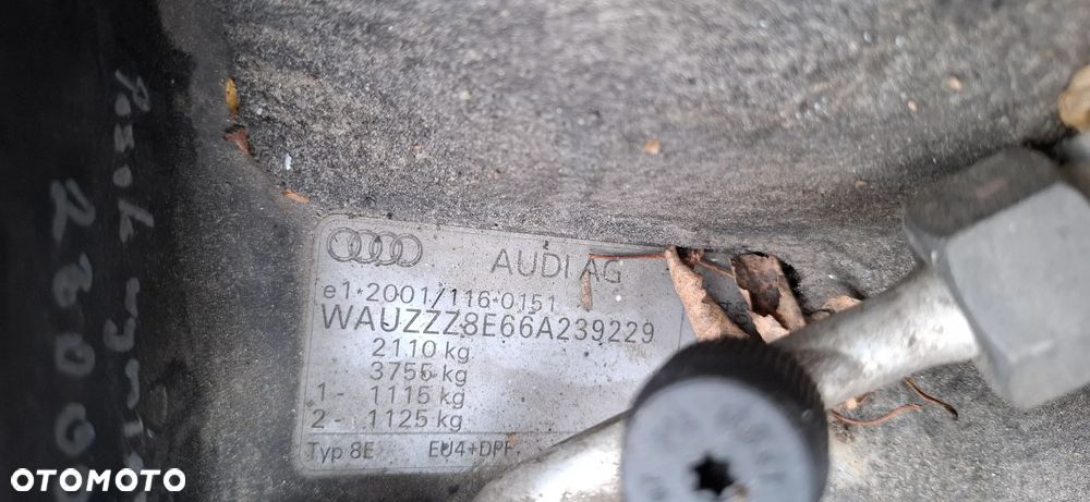 Audi A4 B7 2,0 na części - 8